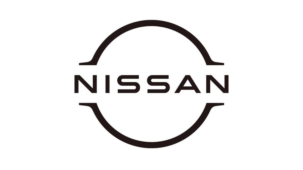 Nissan планирует сменить логотип