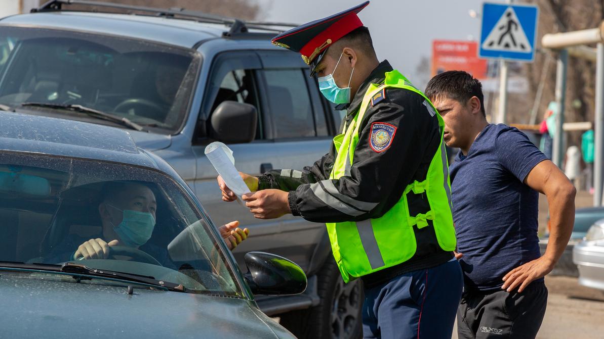 Водителей в Алматы штрафуют только за грубые нарушения правил