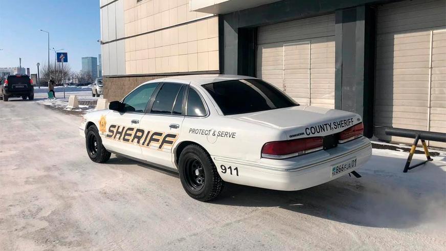 Столичный Ford Crown Victoria в полицейской форме