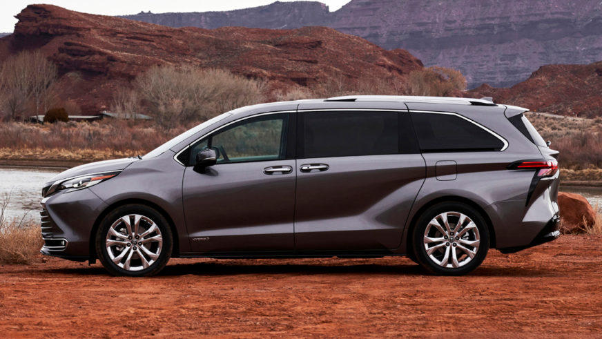 Представлено четвёртое поколение Toyota Sienna