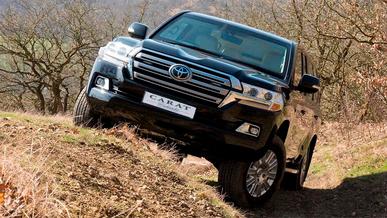 В Бельгии построили удлинённый Toyota Land Cruiser 200