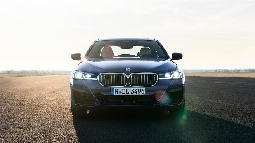 BMW обновила пятую серию (G30)