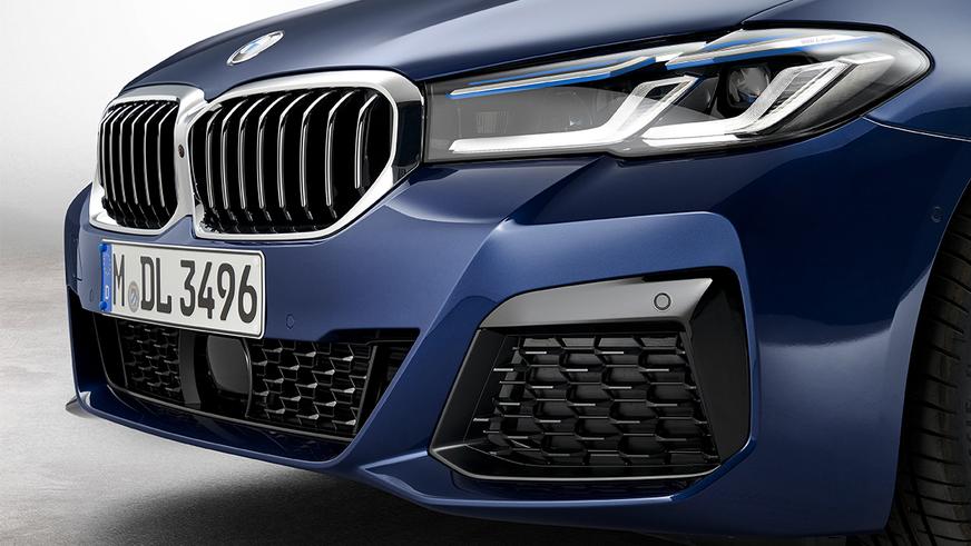 BMW обновила пятую серию (G30)