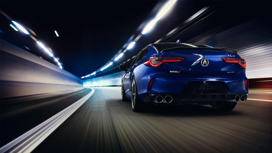 Acura TLX добавили эмоций и водить её будет приятнее