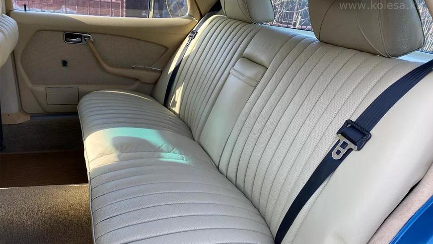 Mercedes-Benz 350 SEL (W116) продают за 25 млн тенге