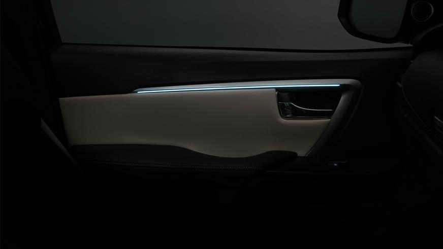 Вслед за Hilux показали обновлённый Toyota Fortuner