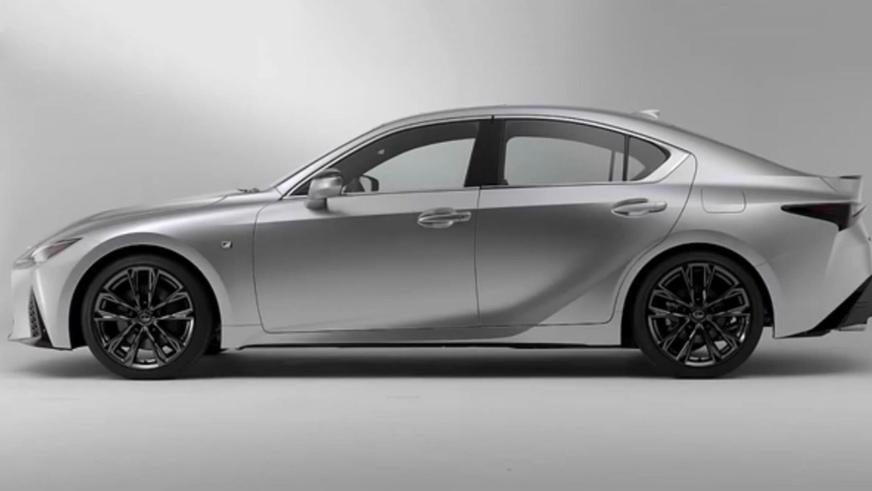 Внешность Lexus IS раскрыли до премьеры