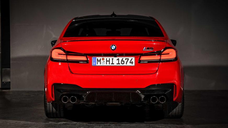 Что изменилось в BMW M5 после обновления