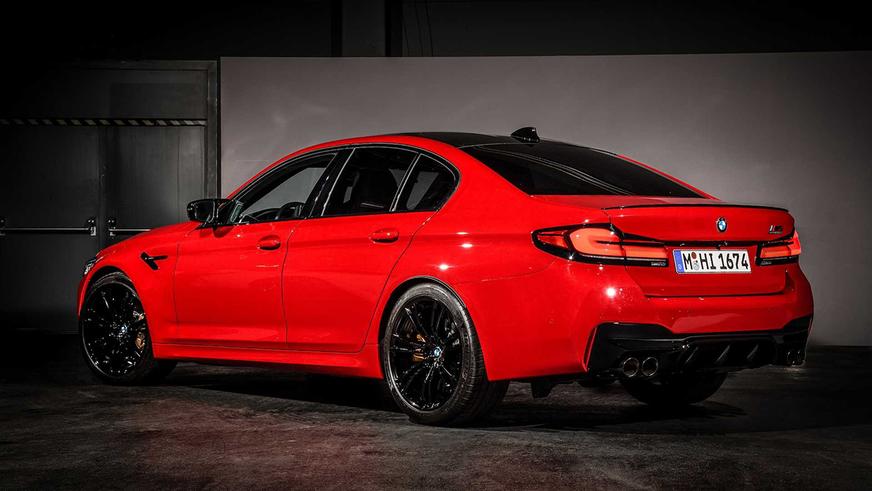 Что изменилось в BMW M5 после обновления