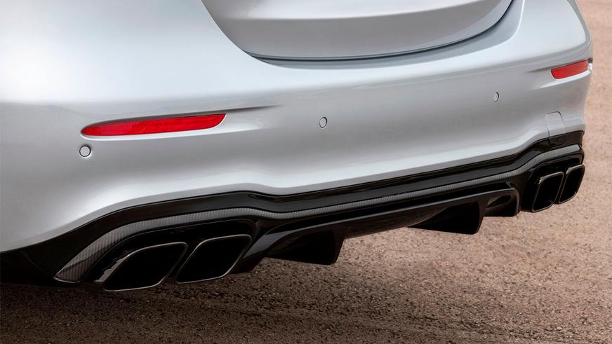 По пятам M5: обновился Mercedes-AMG E63