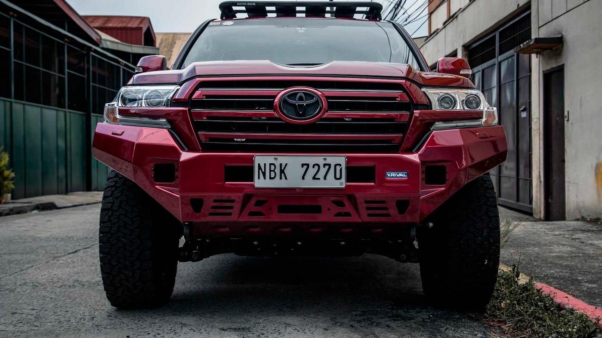 Toyota Land Cruiser для городских джунглей