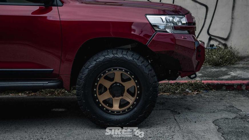 Toyota Land Cruiser для городских джунглей