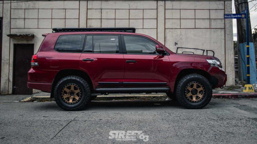 Toyota Land Cruiser для городских джунглей