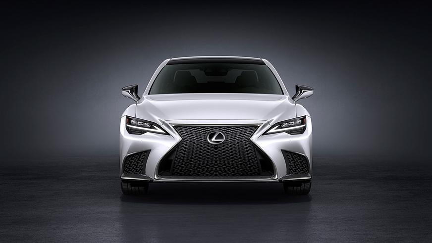 Седан Lexus LS обновился