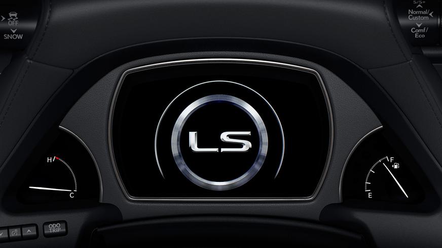 Седан Lexus LS обновился