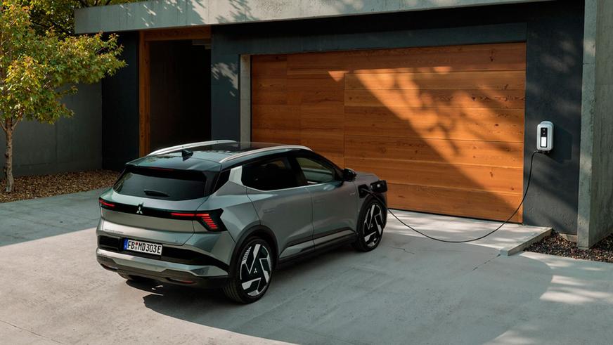 Mitsubishi Eclipse Cross стал электрокаром на платформе Renault