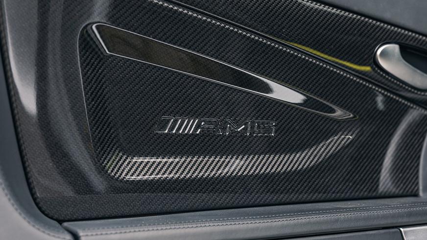 Редкий Mercedes-Benz SL 65 AMG Black Series уйдёт с молотка