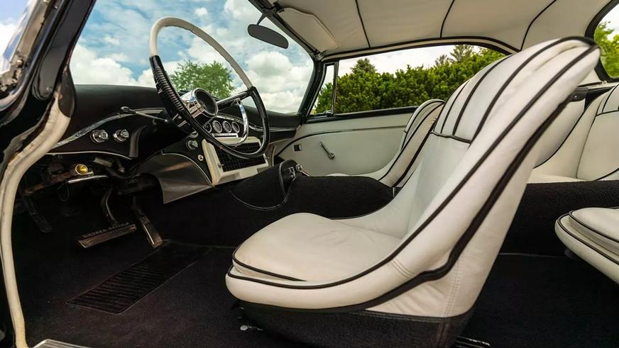 Уникальный Chrysler с необычным дизайном выставят на торги