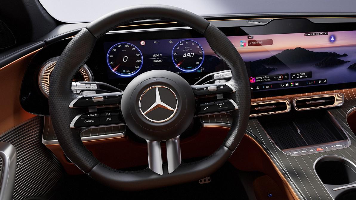 В Mercedes-Benz признали важность физических кнопок