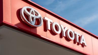Toyota әлемде қайта көш бастады