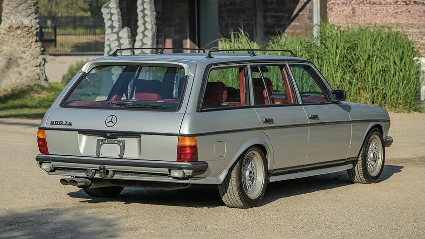 Редкий 45-летний универсал Mercedes-Benz оценили дороже нового S-класса