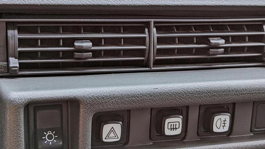 Редкую версию ВАЗ-2108 нашли в продаже в США