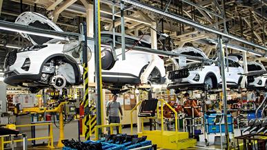 Санкт-Петербургте Xcite кроссоверлерінің өндірісі тоқтады