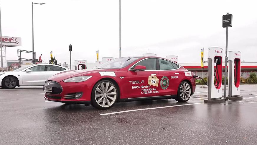 На Tesla Model S за 2 миллиона километров сменили 14 моторов