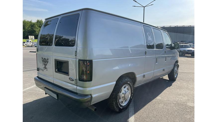 Пятёрка американских вэнов из объявлений на Kolesa.kz