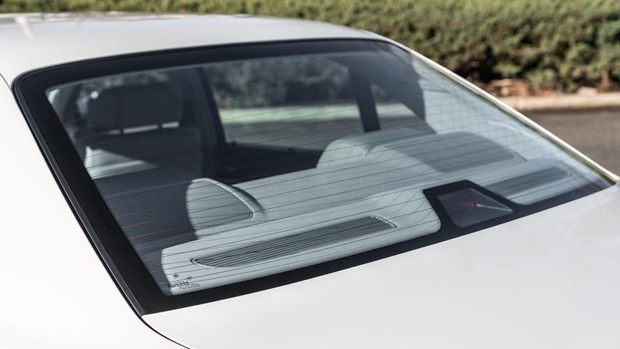 На торги выставили почти новую BMW 740iL (E38) 2000 модельного года