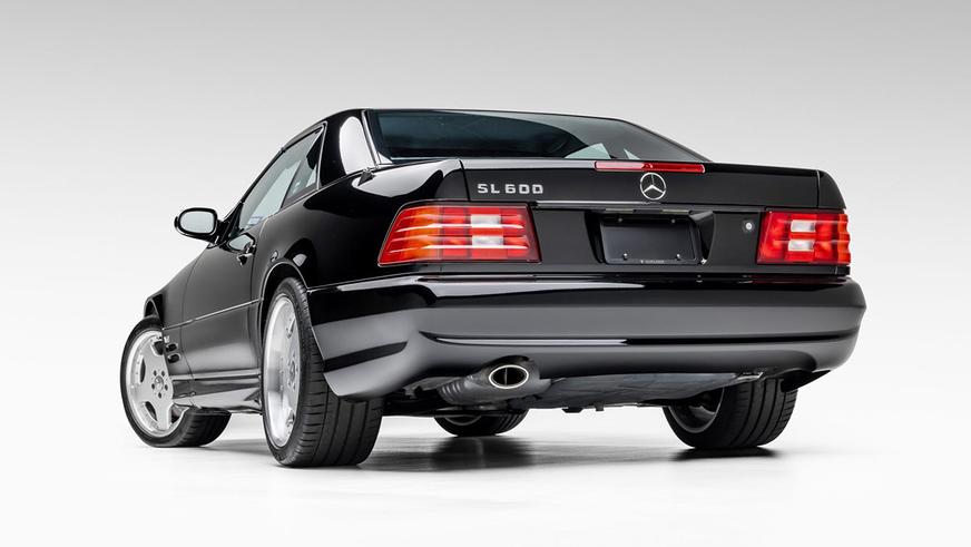 Практически новый Mercedes-Benz SL600 (R129) обнаружен в США