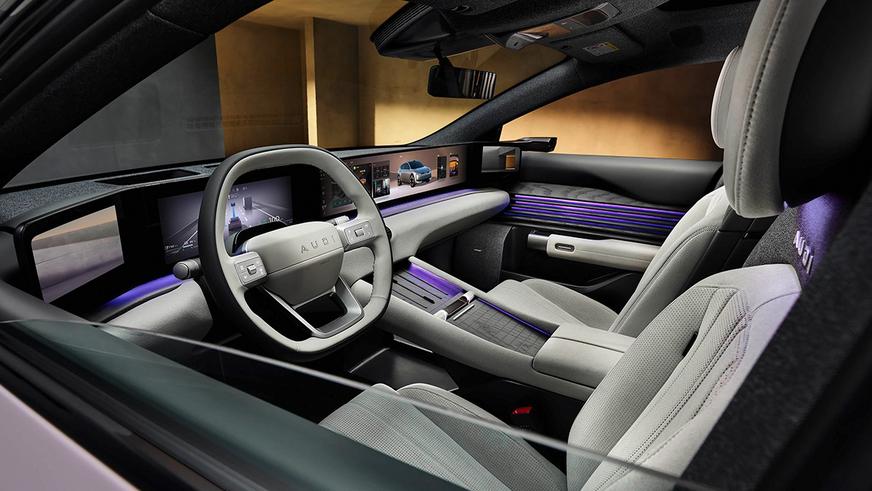 Продажи электрической Audi с 59-дюймовым экраном начались в Китае