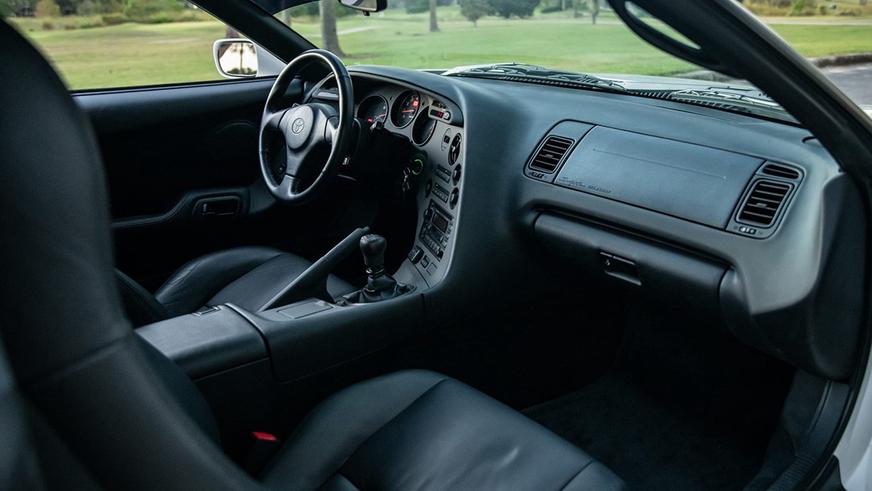 Рекордные 242 тысячи долларов заплатили за Toyota Supra