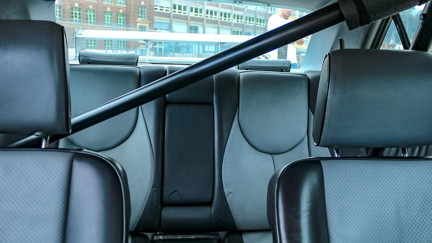 За реплику седана Mercedes-Benz из DTM предлагают всего 5 млн тенге