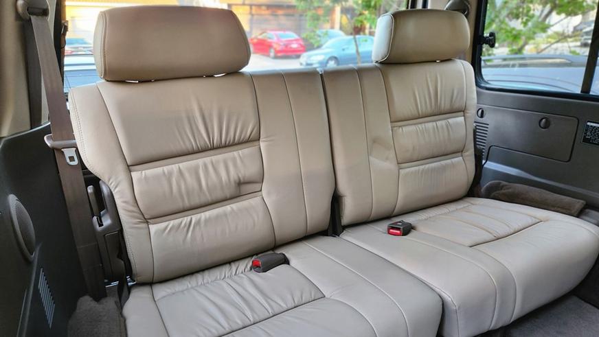 Почти новый Land Cruiser 80 оценили дороже 130 000 долларов