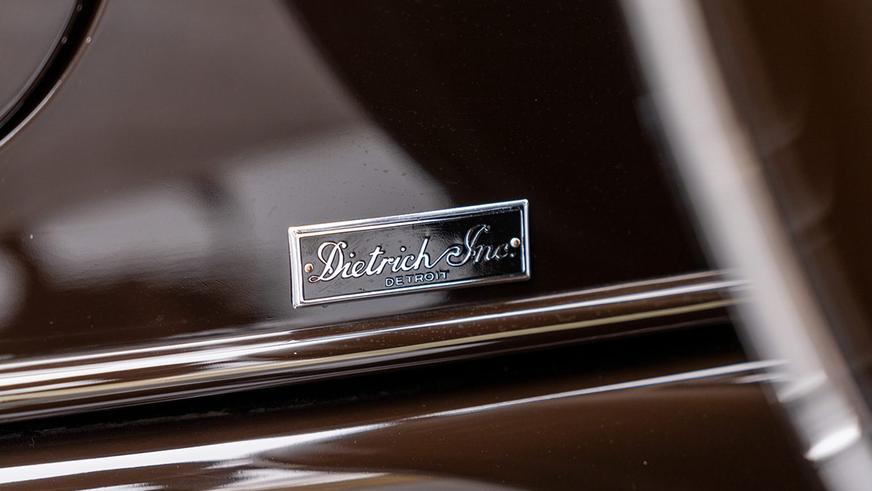 Раритетный Packard V12 на торгах в США
