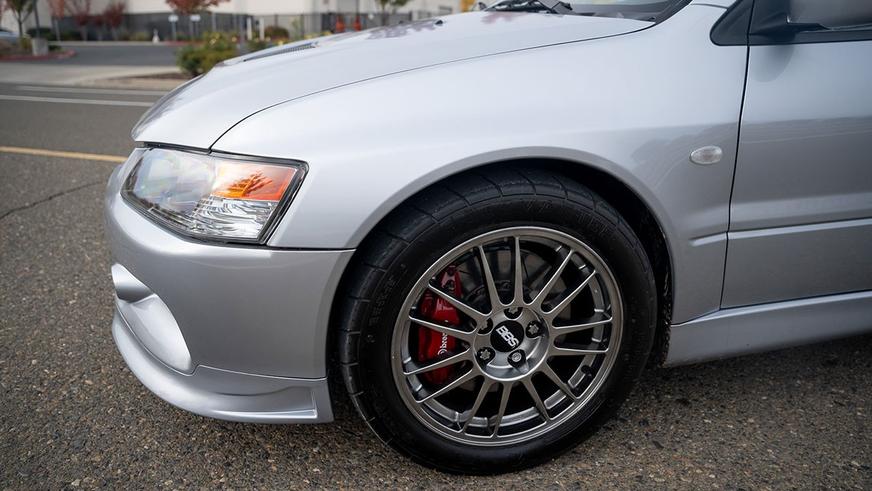 Lancer Evo IX почти без пробега нашли в США