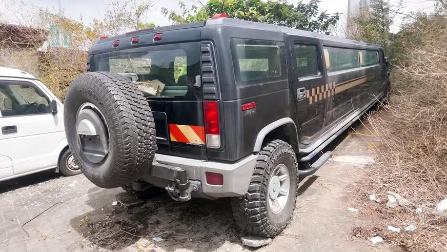 Заброшенные машины Макао