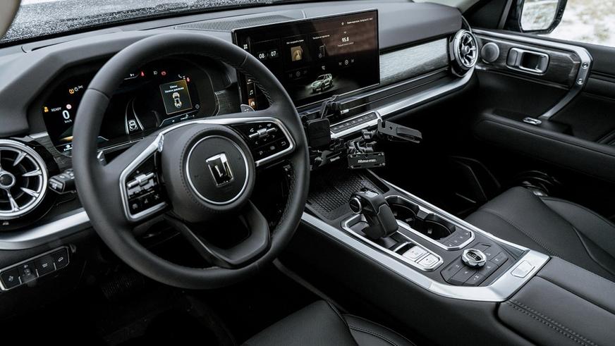 Tank 400 стал внедорожнее с доработками студии Arctic Trucks