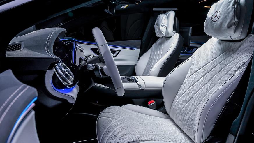 В Mercedes сочли, что мир не готов к EQS
