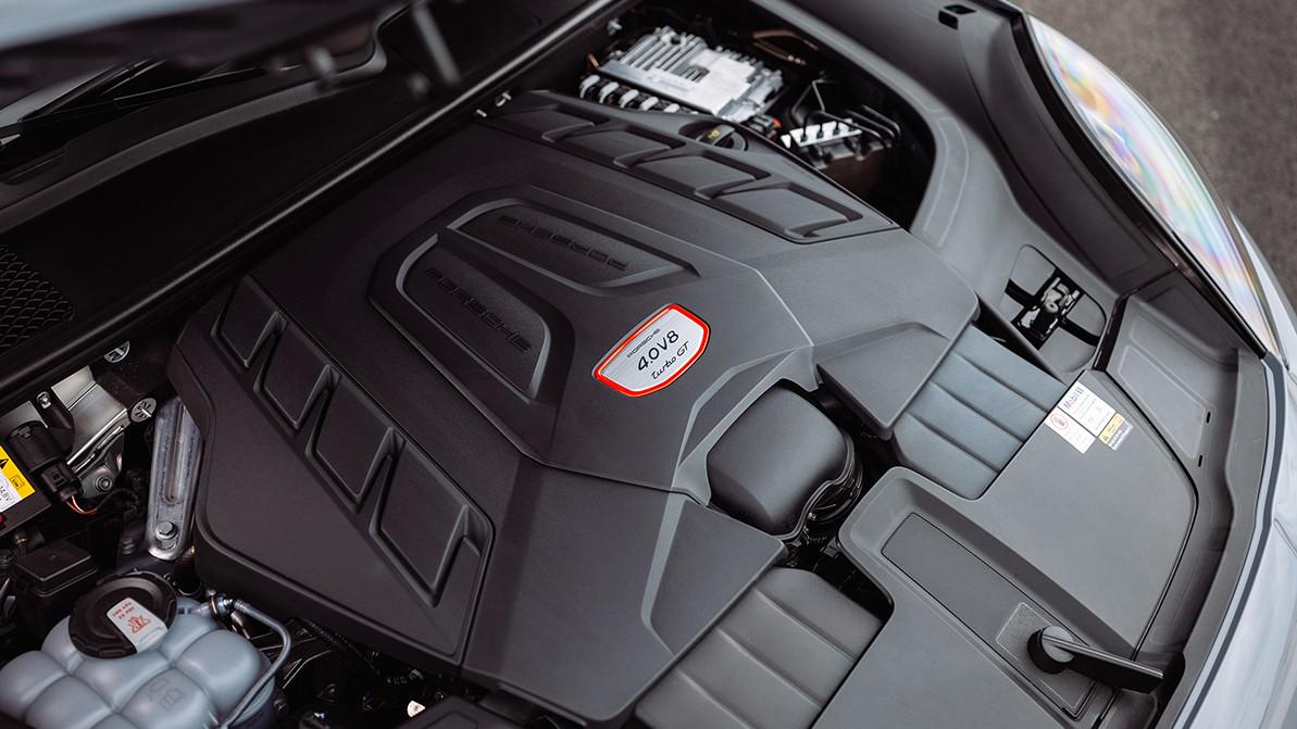 Porsche дәстүрлі моторы бар көлік әзірлеуді жалғастырады