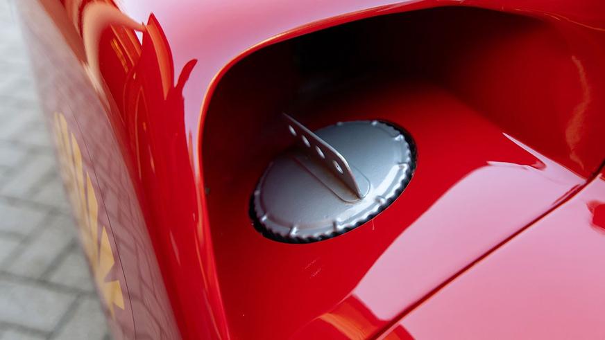 Титулованный Porsche 906 продали за 2.2 млн долларов