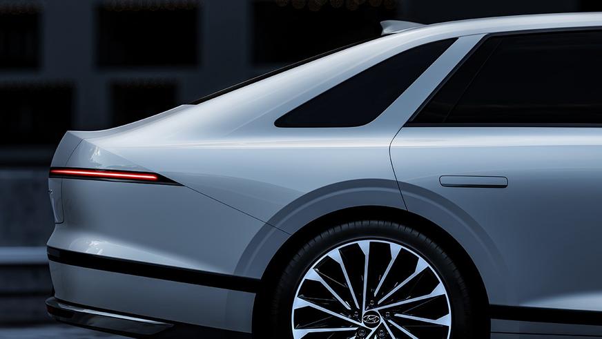 Hyundai рассказала о моторах и опциях нового Grandeur