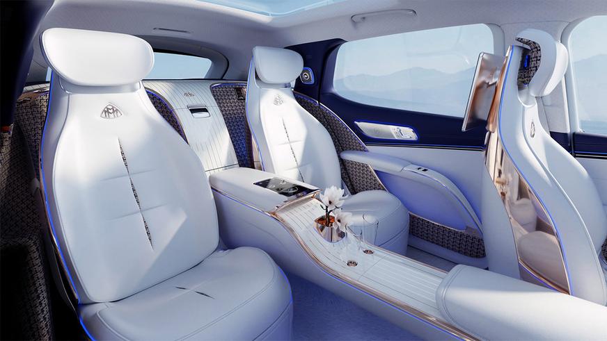 Mercedes-Maybach EQS – и «майбах», и типа вседорожник