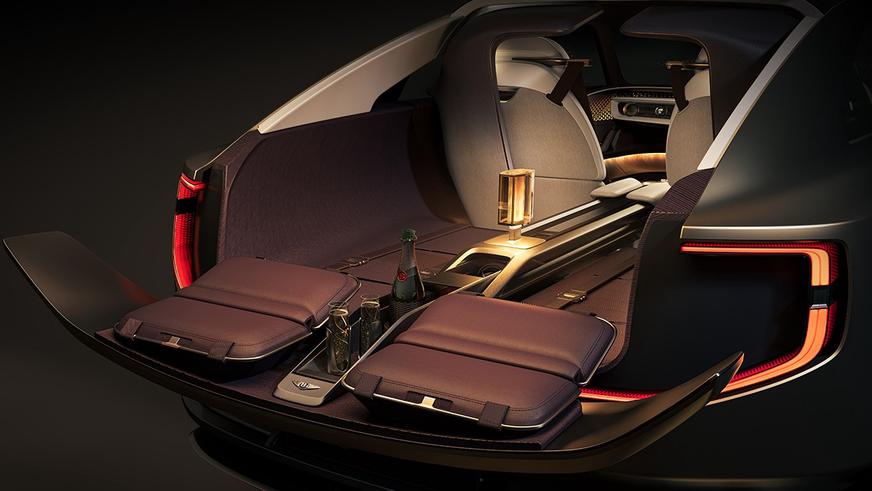 Bentley показала первый электрокар — экзотический 3-местный кроссовер