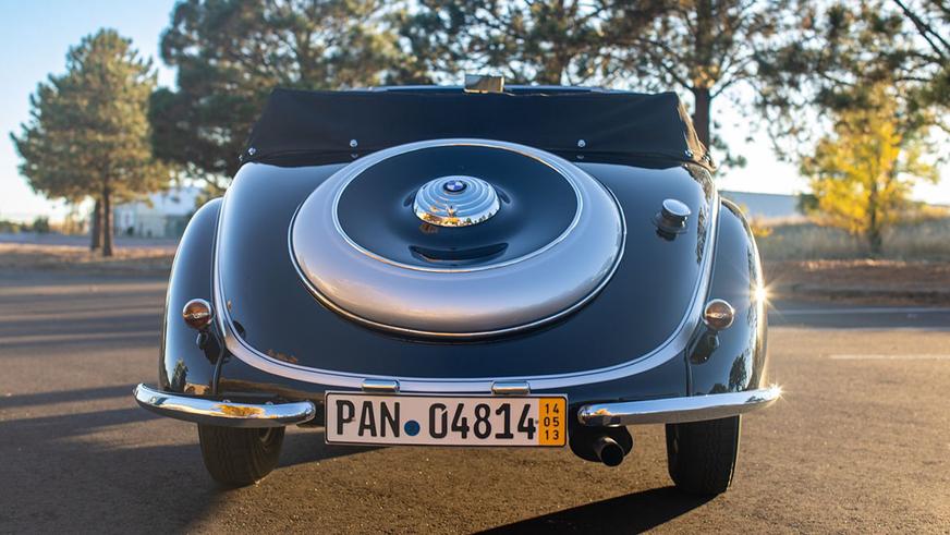 Довоенный BMW 327 выставили на торги в США