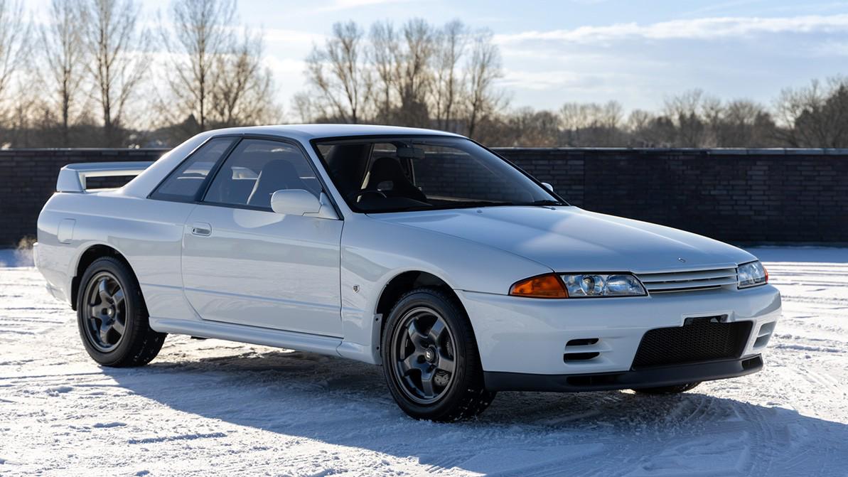 В продаже появился Nissan Skyline GT-R (BNR32) с маленьким пробегом