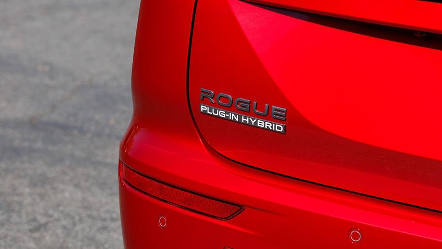 Mitsubishi Outlander стал первым плагин-гибридом Nissan в США