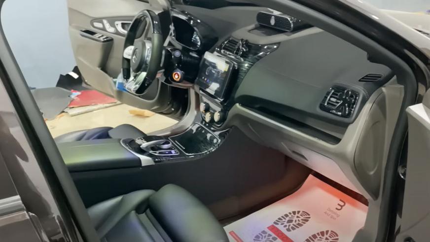 Это вам не Mercedes-AMG GT. Это Cobalt из Узбекистана!