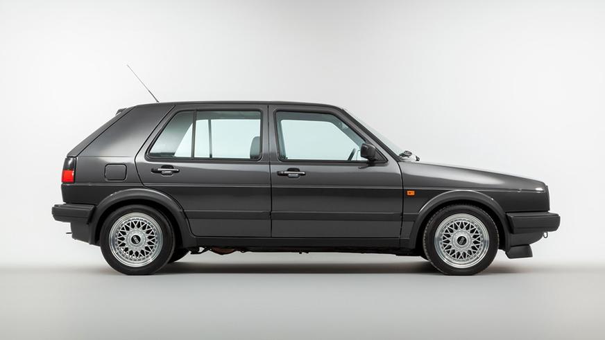 Старый, но сохранившийся Volkswagen Golf II продают почти за 100 тысяч долларов